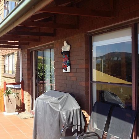 High On Penguin Bed & Breakfast Exterior photo