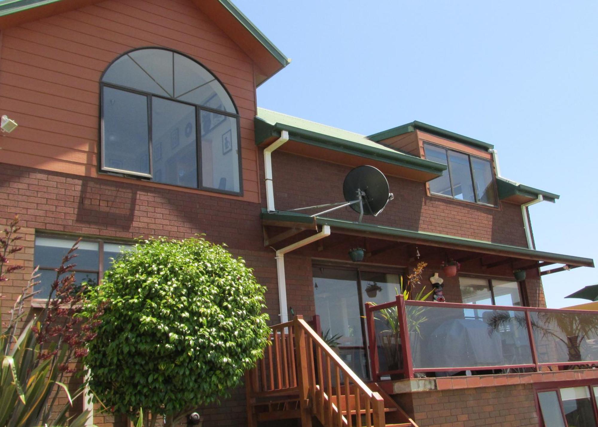 High On Penguin Bed & Breakfast Exterior photo